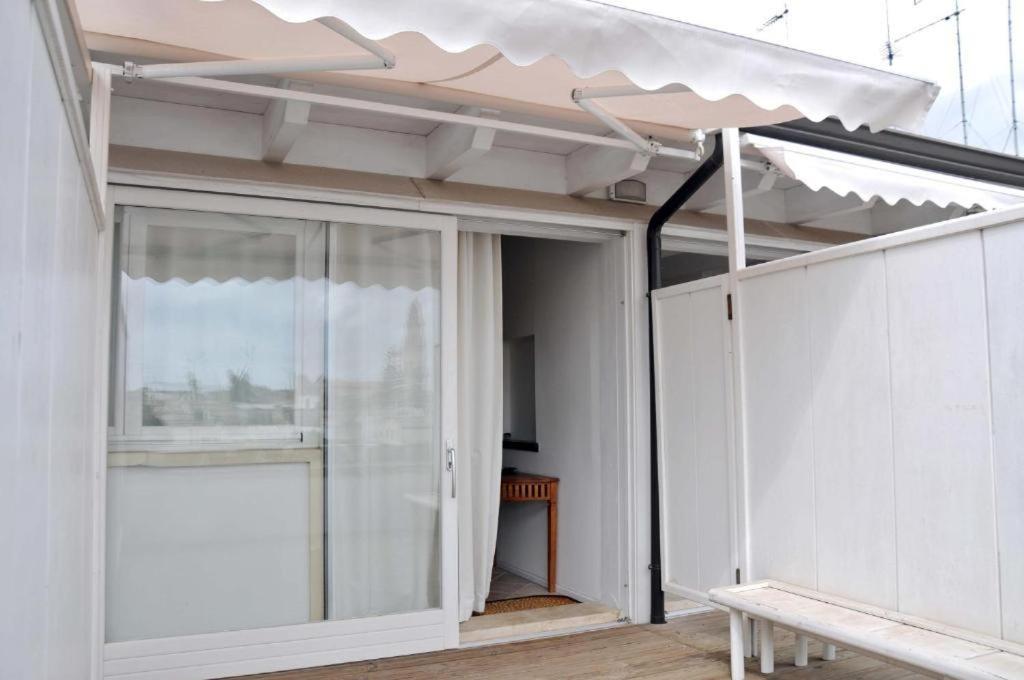 Le Tre Civette Bed & Breakfast Lecce Exterior photo