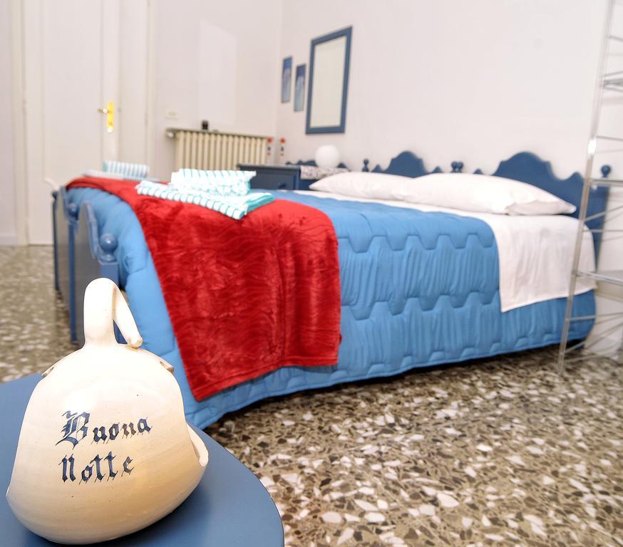 Le Tre Civette Bed & Breakfast Lecce Exterior photo